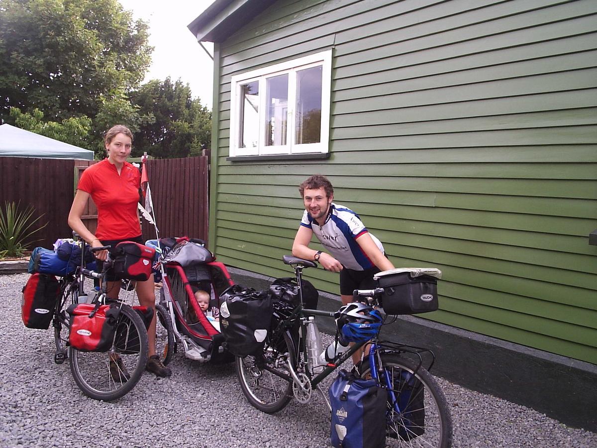 Avon City Backpackers Christchurch Exterior photo